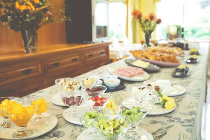 Dining 36 of 61