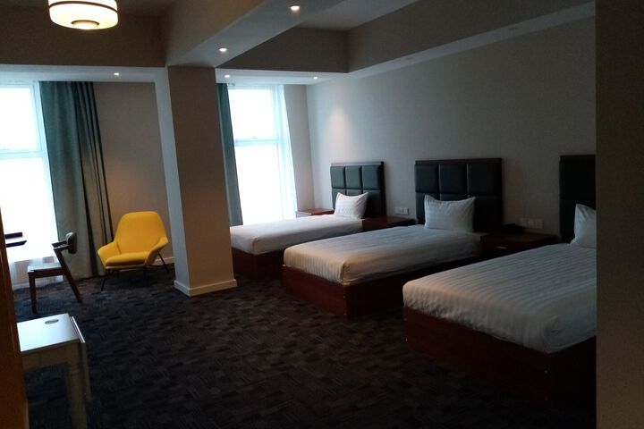 Room 29 of 49