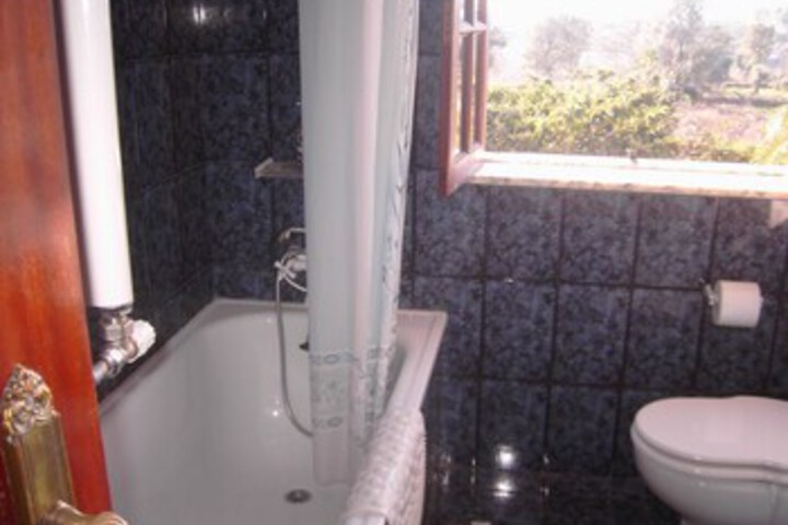 Room 10 of 23