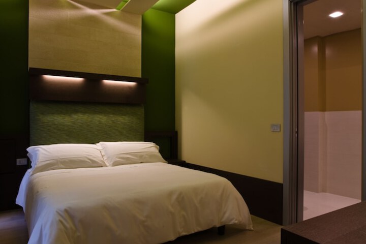 Room 38 of 93