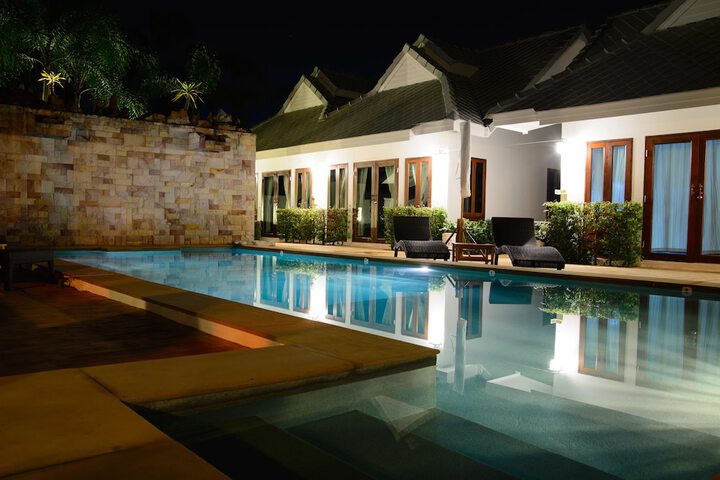 Pool 27 of 37