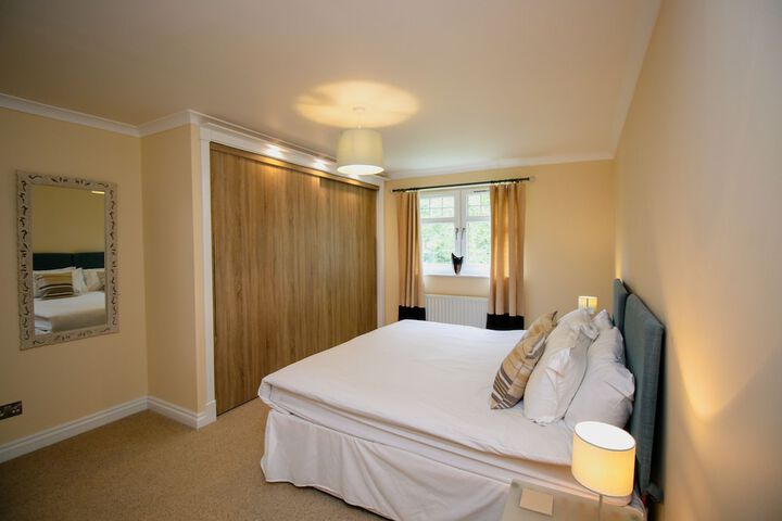 Room 12 of 74