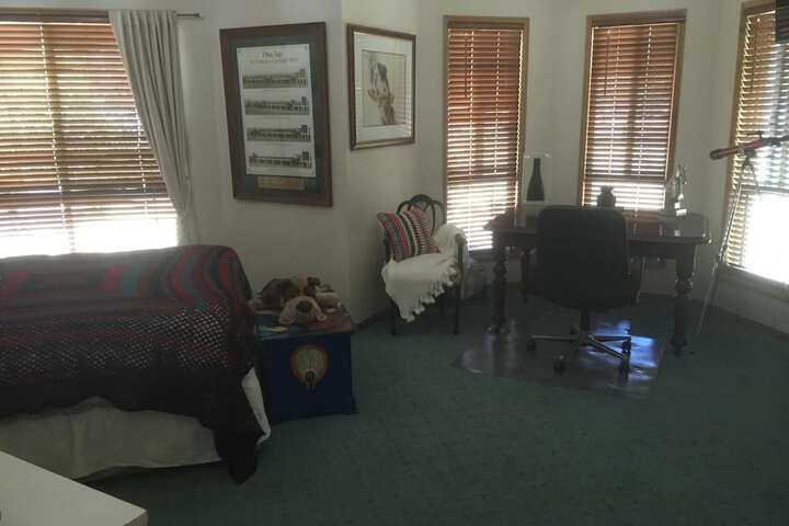 Room 25 of 58
