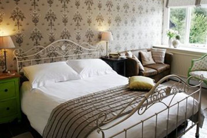 Room 5 of 23