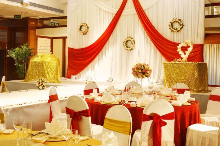 Ballroom/Hall 143 of 175