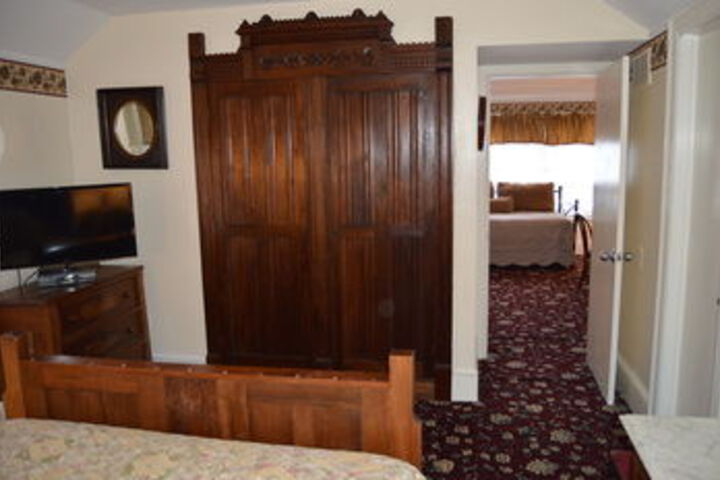Room 37 of 117