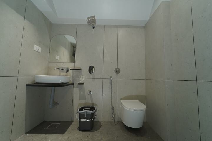 Room 14 of 22
