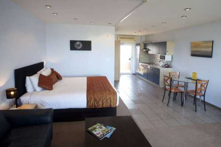 Room 10 of 61