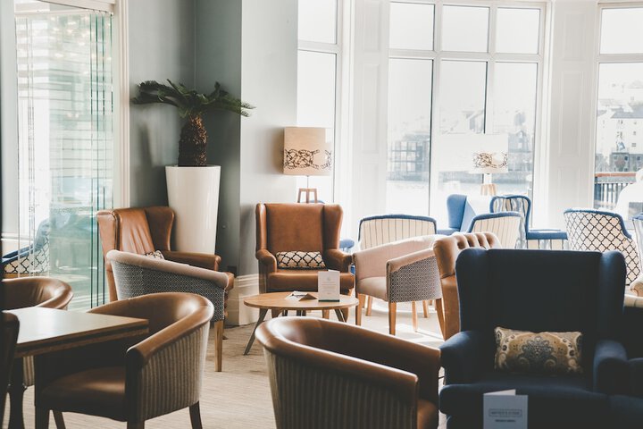 Lounge 60 of 72