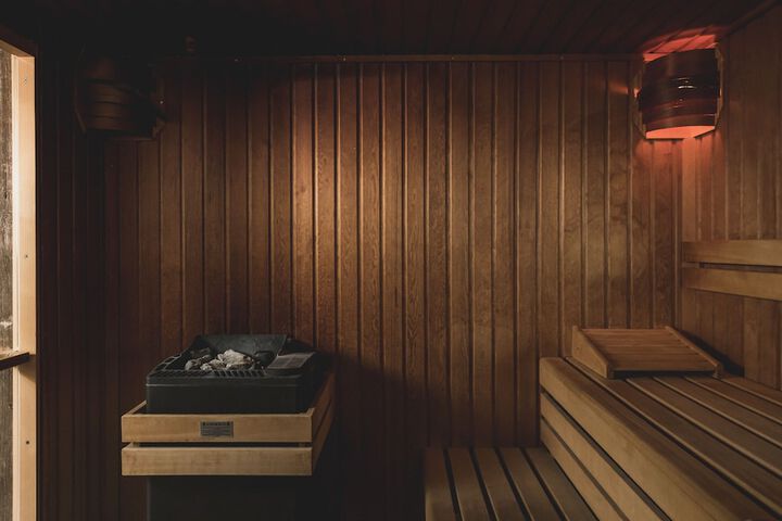 Spa 68 of 101