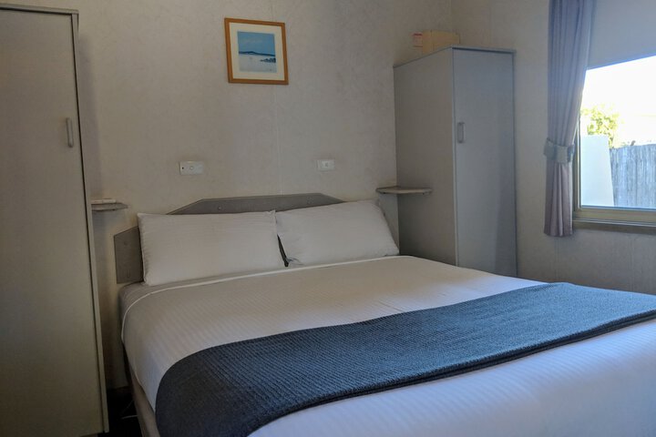 Room 5 of 51