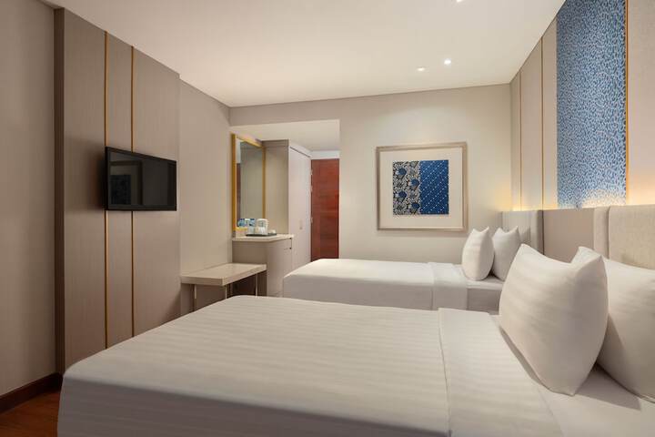 Room 5 of 30