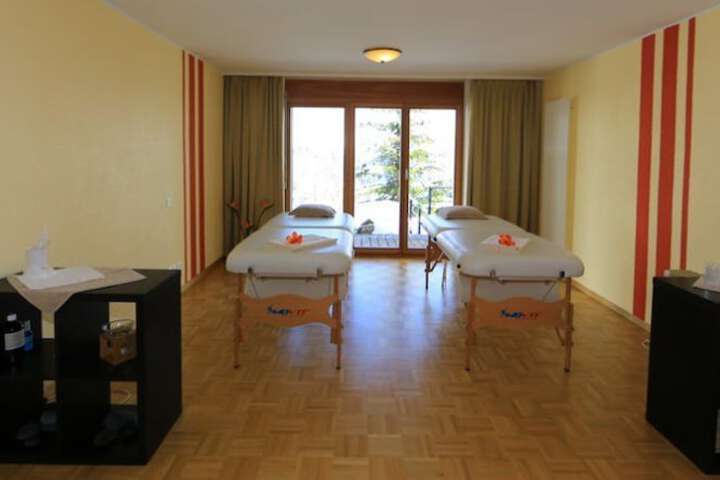 Room 19 of 53