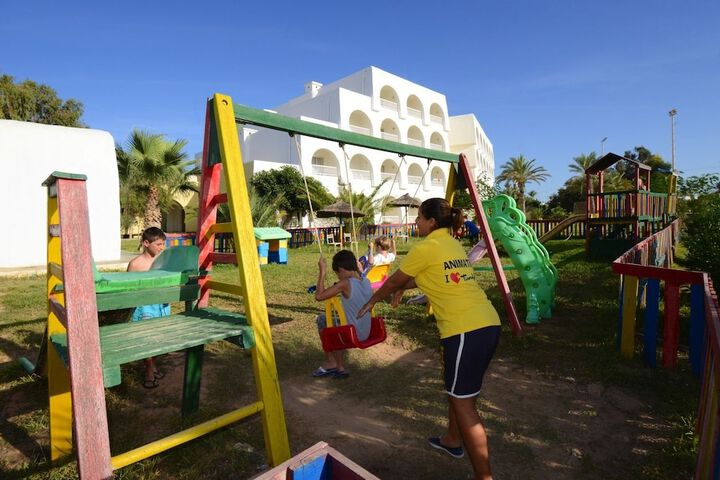Children's play area - outdoor