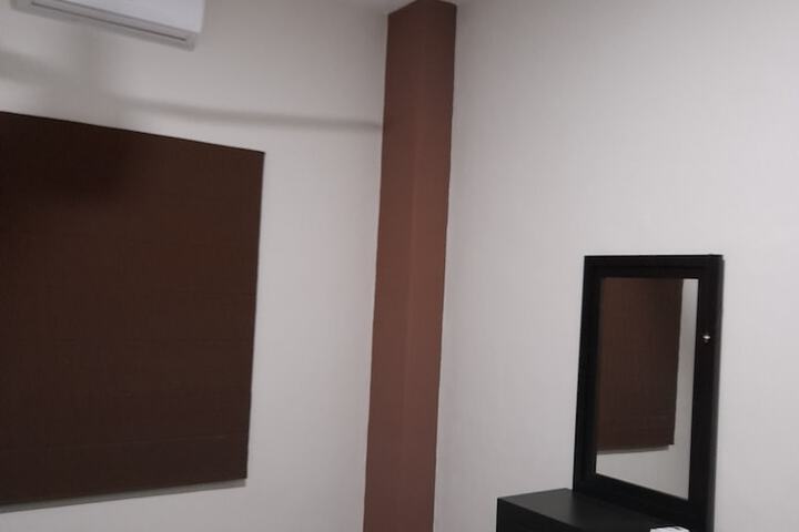 Room 10 of 45