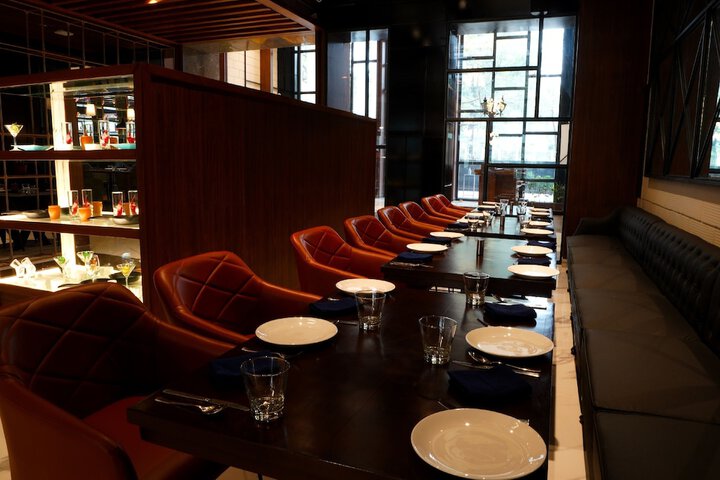 Dining 38 of 63