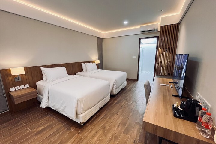 Room 12 of 71