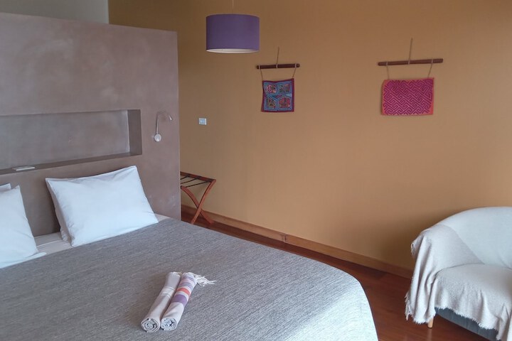 Room 15 of 108