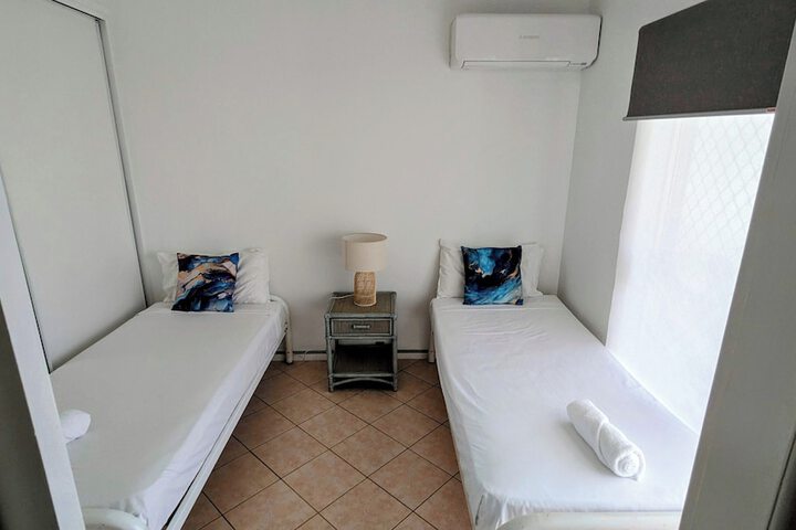 Room 26 of 132