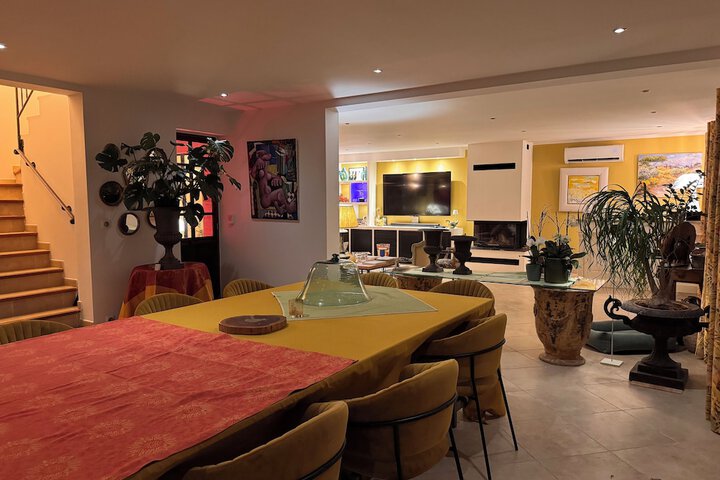 Room 30 of 60