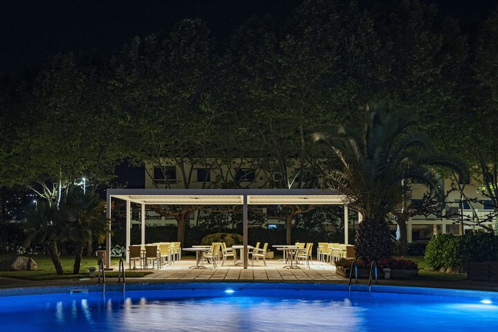 Pool Hotel