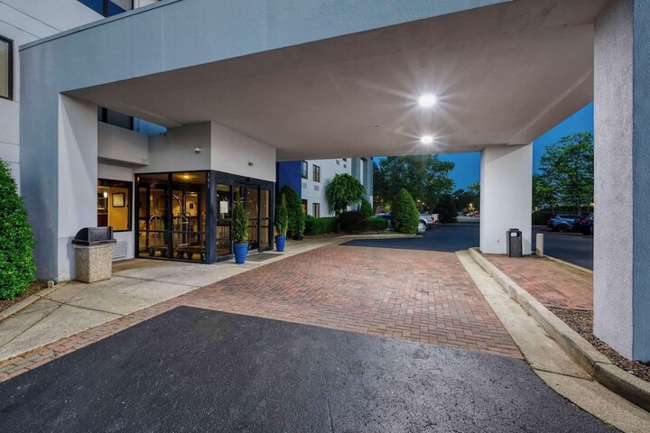 Hotel 58 of 68