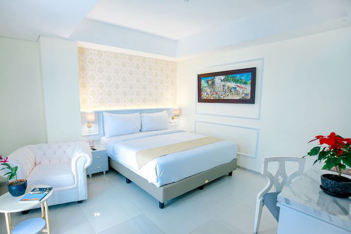 Room 4 of 38