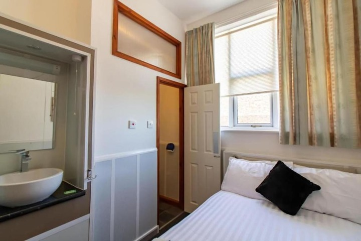 Room 13 of 58