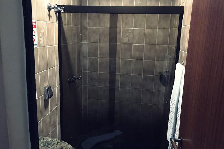 Room 32 of 51