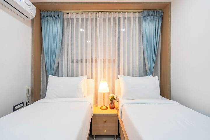 Room 16 of 47