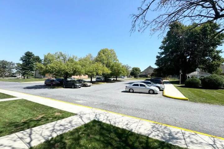 Property Grounds 33 of 35