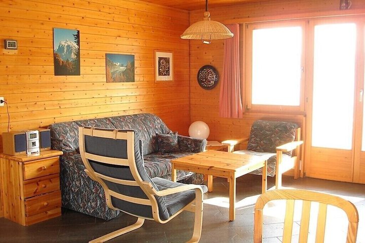 Room 10 of 15