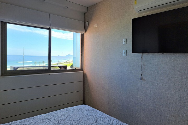 Room 5 of 49