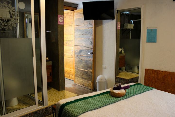 Room 7 of 50