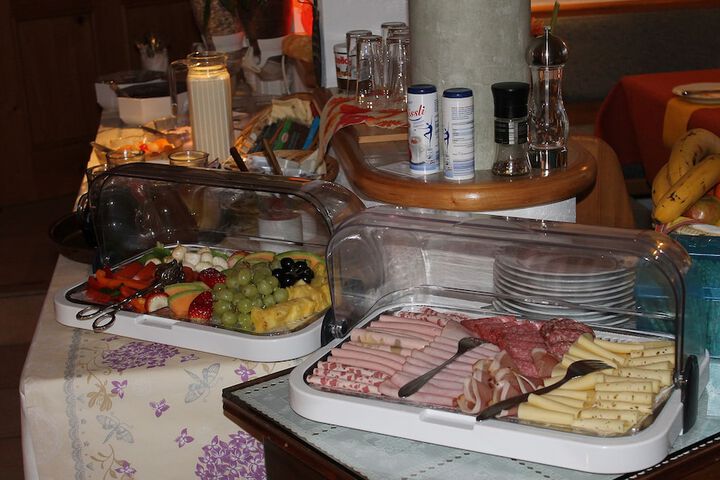Breakfast/Coffee Service 43 of 76