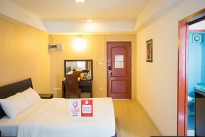 Room 39 of 61