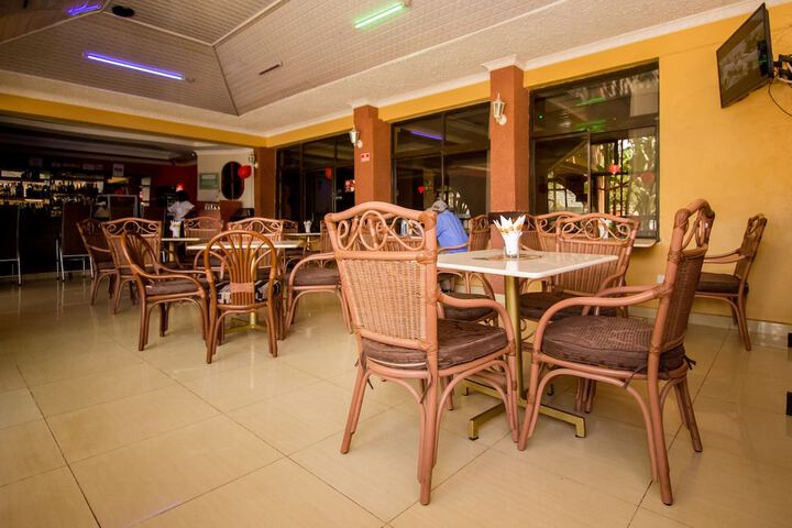 Dining 50 of 96