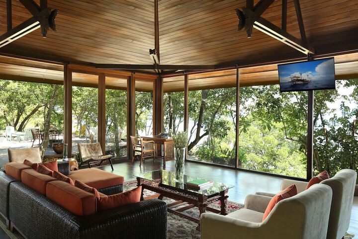 Hotel Interior 2 of 137