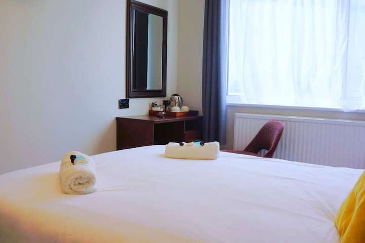 Room 49 of 162
