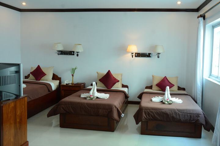 Room 19 of 49
