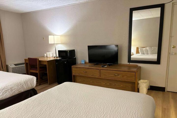 2 Double Beds (6 of 7)