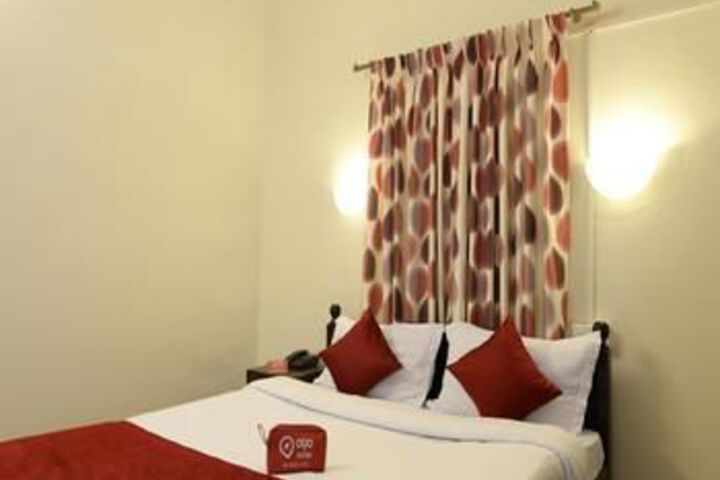Room 10 of 17