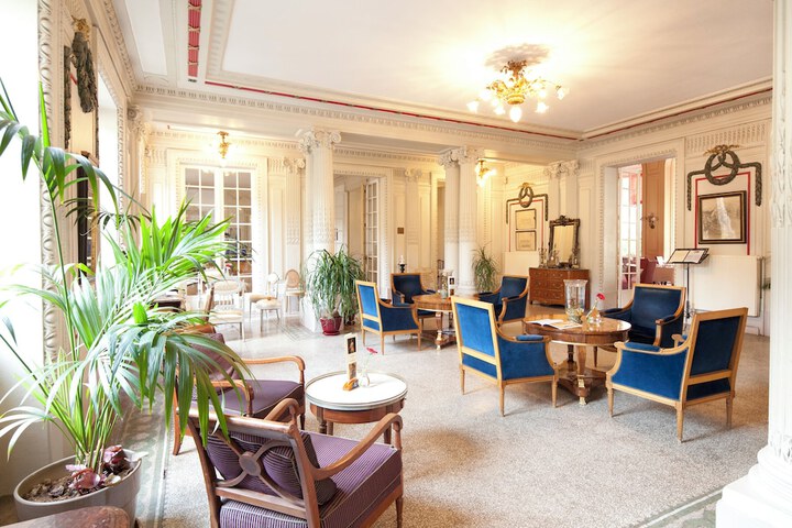 Hotel Interior 4 of 59