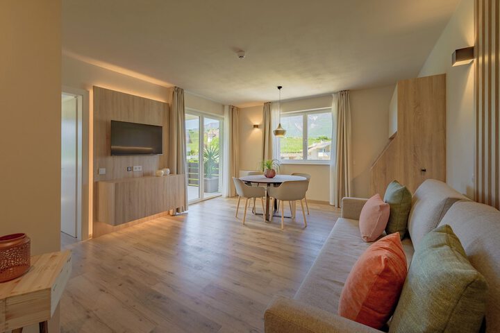 Room 47 of 208