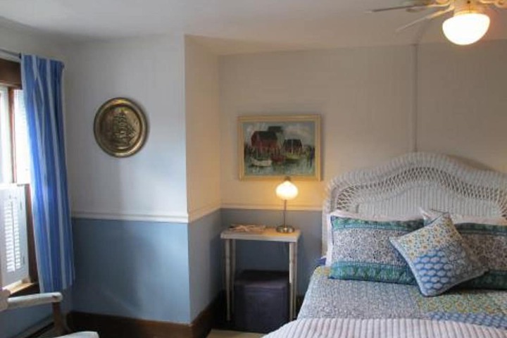Room 12 of 89