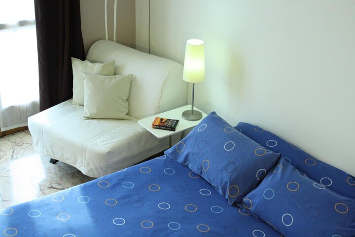 Room 8 of 50