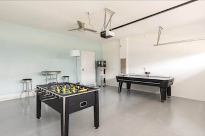 Room 10 of 35