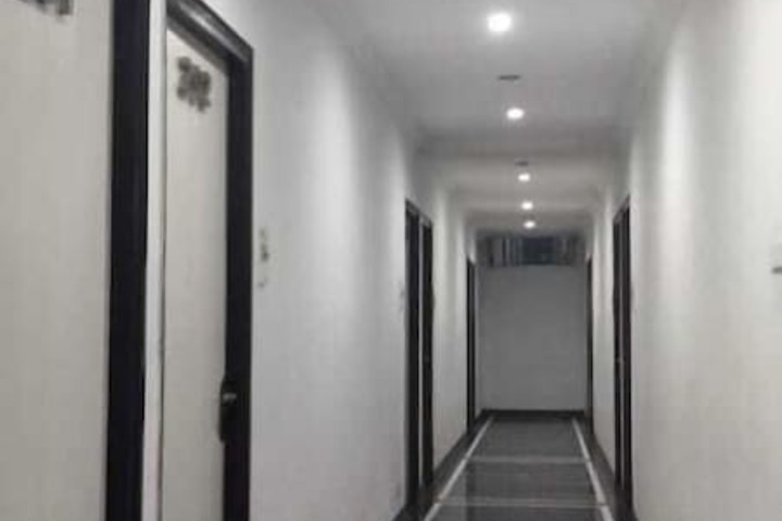Hotel 23 of 33