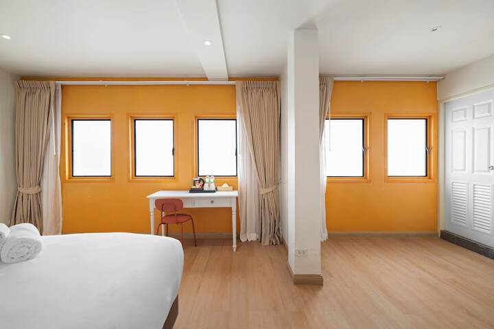 Room 19 of 65