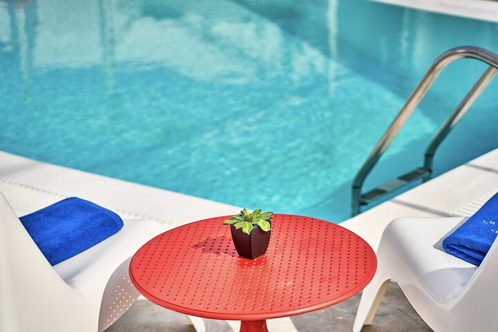 Pool 159 of 230
